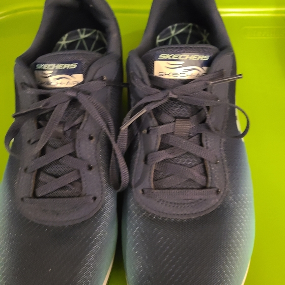 Shoes - Picture 2 of 4